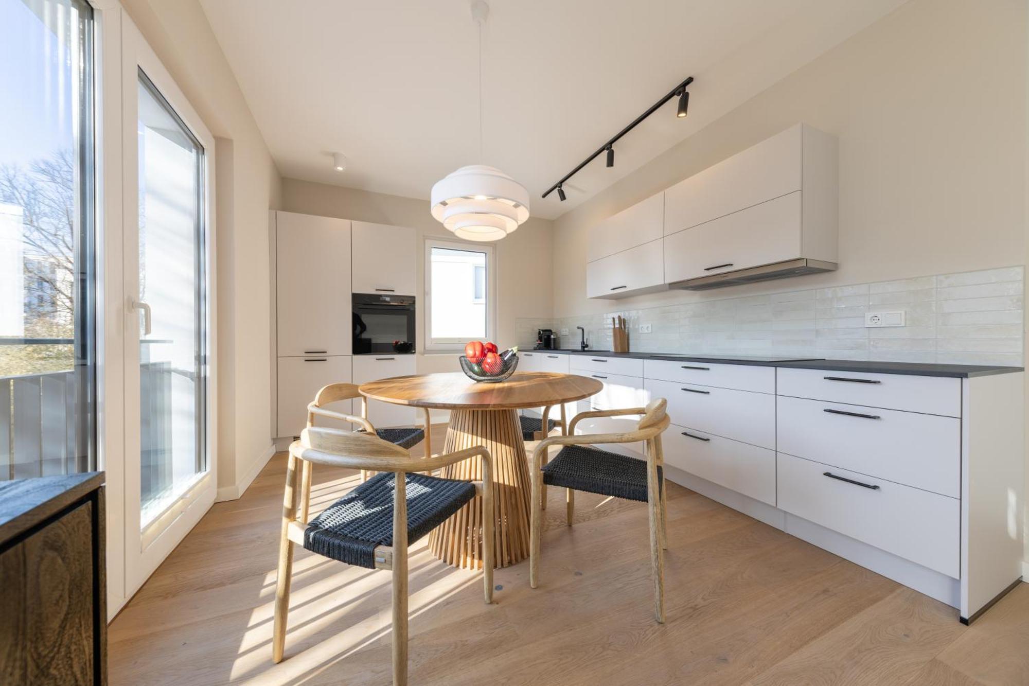 Ferienwohnung Strom Acht - Modern Frisch Inkl Stellplatz, Balkon - 200M Zum Alten Strom Rostock Kültér fotó